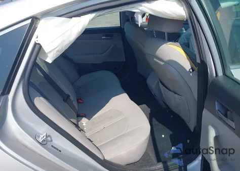 2019 Hyundai Sonata Se z USA, uszkodzony, nr VIN 5NPE24AF0KH786284